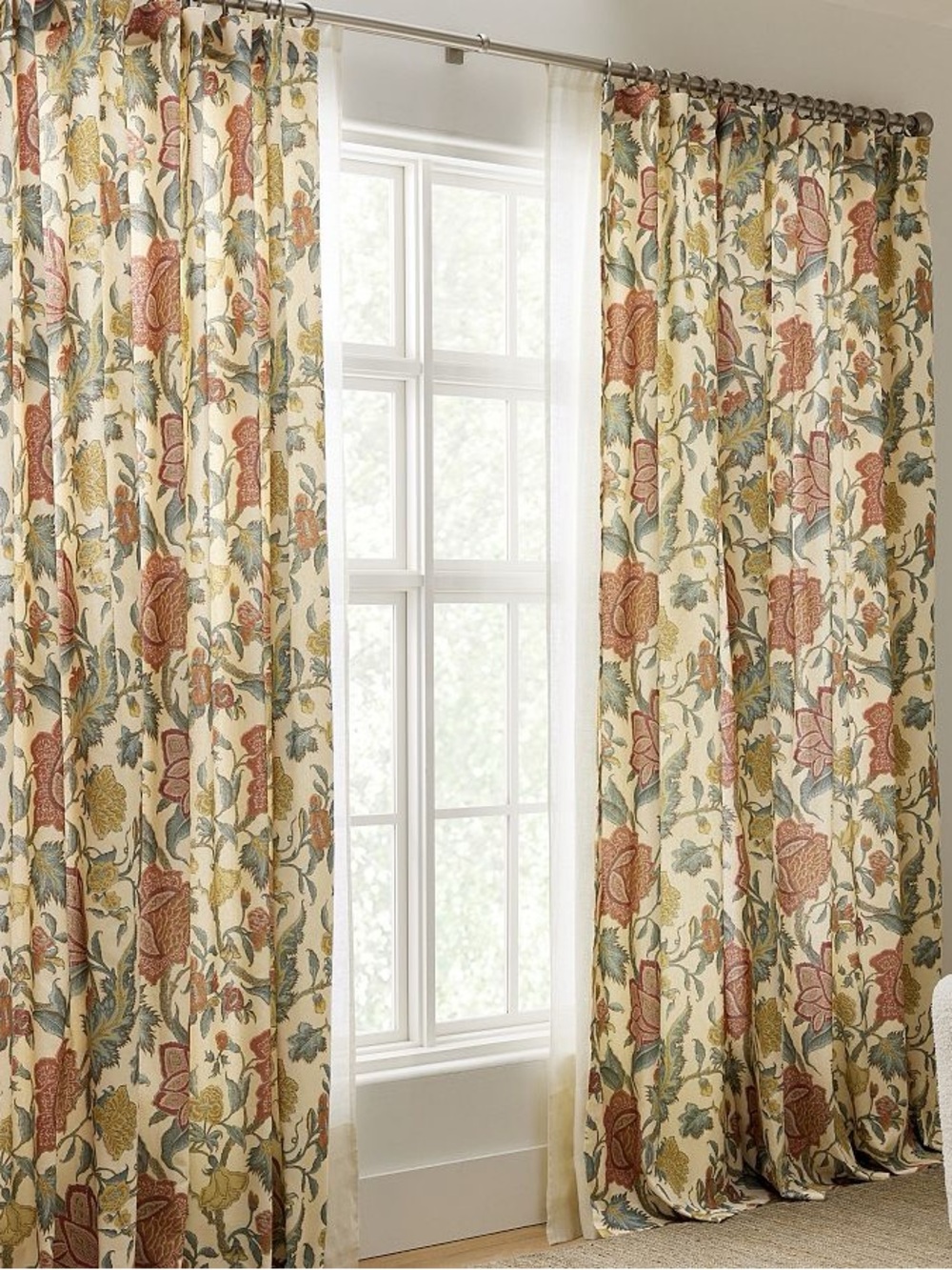 Pottery Barn ~ Cynthia Palampore
Printed Curtain (50”x 96”)